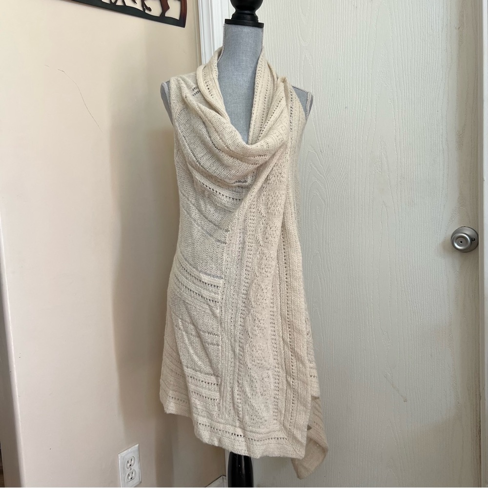 Anthropologie Angel of the North Cream Knit Sweater Vest - Picture 2 of 6